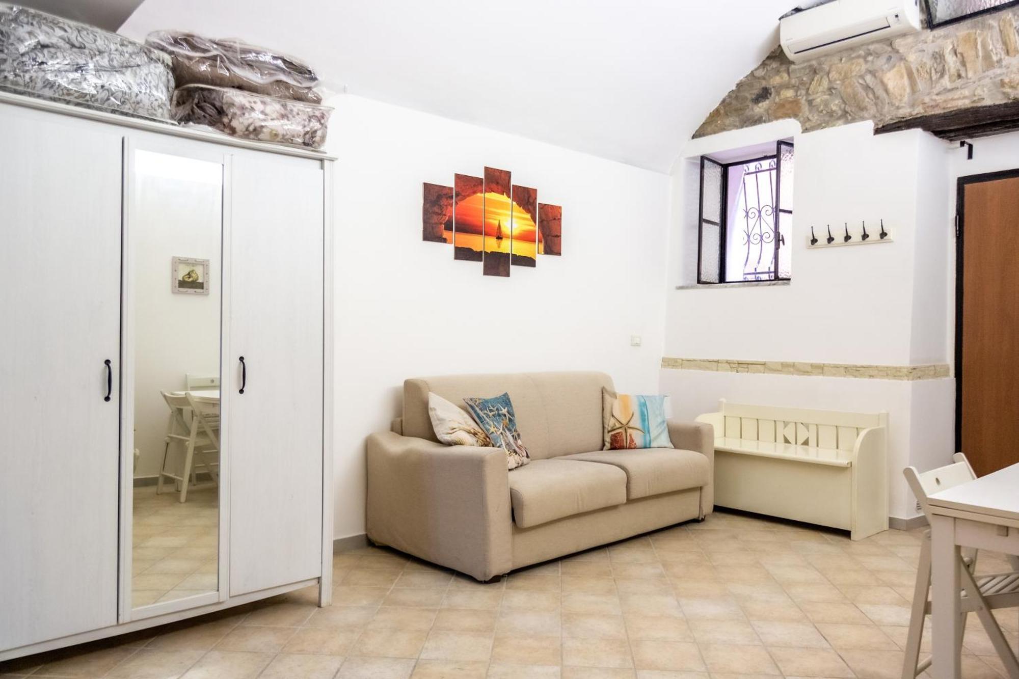 216B - Monolocale Lapigna Sanremo, Centro Storico Apartment ภายนอก รูปภาพ