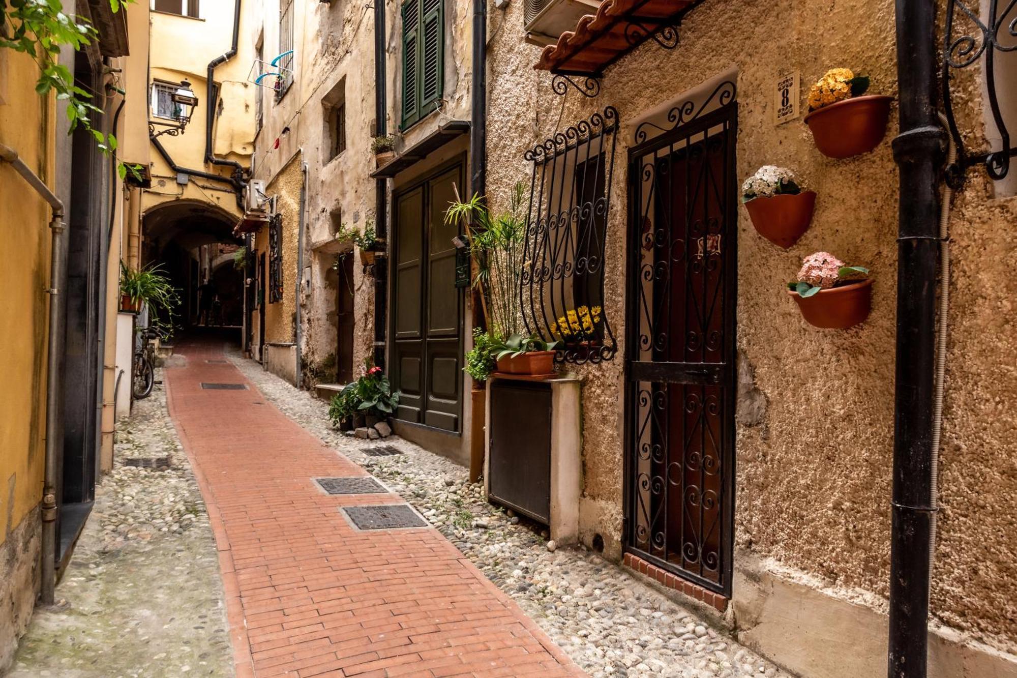 216B - Monolocale Lapigna Sanremo, Centro Storico Apartment ภายนอก รูปภาพ